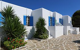 Fragos Apartments Paros